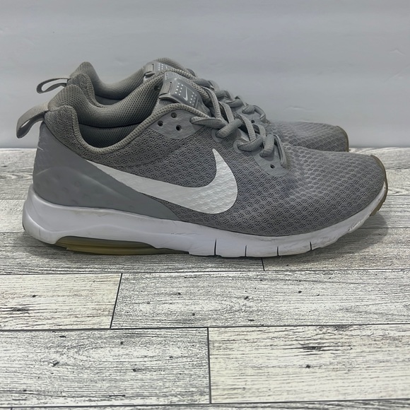 Nike Air Max Motion - Picture 1 of 13